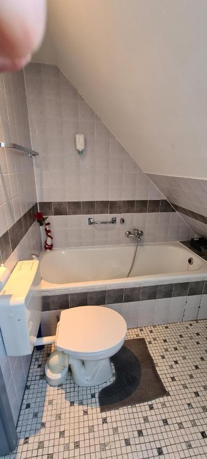 Ferienwohnung Nr 12 Inkl Bettwaesche Handtuecher Endreinigung 戈斯拉尔 外观 照片